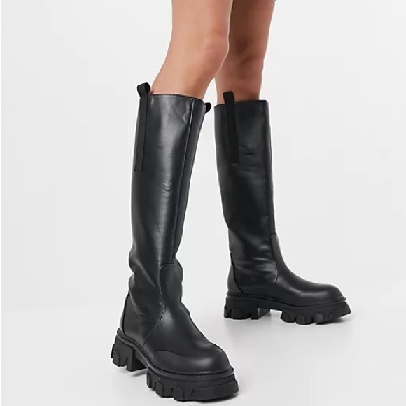 PUBLIC DESIRE LUG SOLE BOOTS - Picture 1 of 3